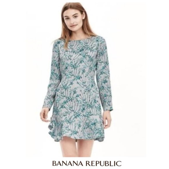 Banana Republic Dresses & Skirts - Banana Republic Botanical Drop Waist Dress NWT